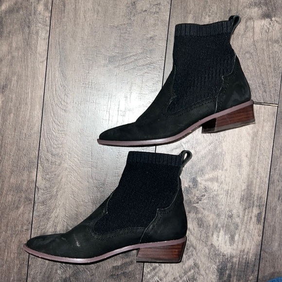 Cecelia Boots size 5.5 - Picture 1 of 8